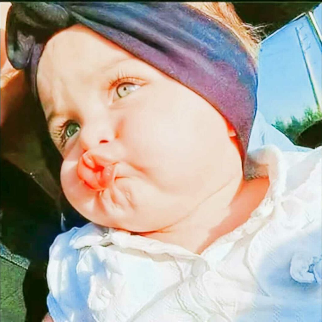 Whatsapp dp Cute Baby Girl
